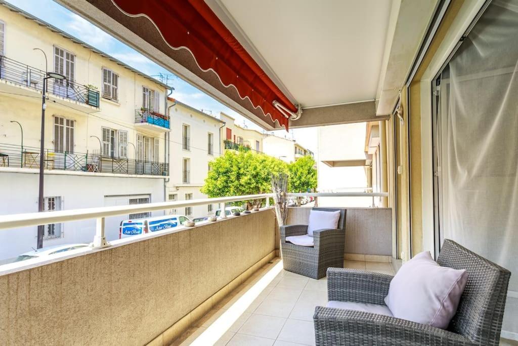 L'HIPPOCAMPE Résidence près de la mer 3 pièces, terrasse Antibes Extérieur photo